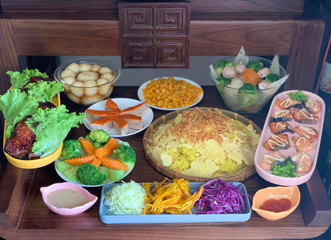 Hôm nay là Rằm tháng 7, cùng ngắm những mâm cơm cúng rực rỡ và đẹp mắt của hội chị em khéo tay hay làm nhé!-6