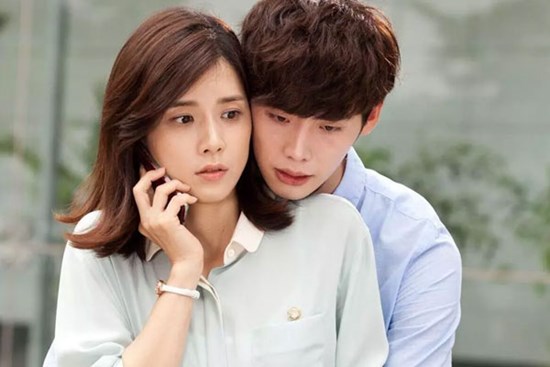 Vợ lương cao gấp 6 lần nhưng lúc nào cũng phải khép nép nhìn sắc mặt chồng, một lần tức nước vỡ bờ cô khiến anh ta phải 'xanh mét'