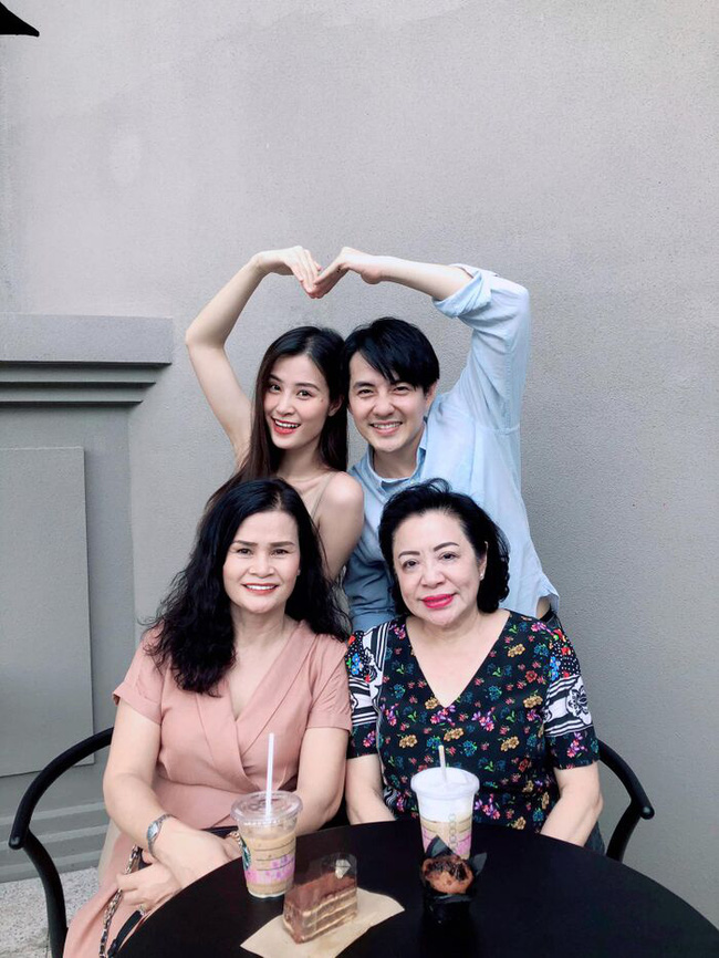 Những người phụ nữ quyền lực của sao Việt: Nhà Đông Nhi - Ông Cao Thắng quá sang, mẹ Hà Hồ gây bất ngờ vì điều này-12