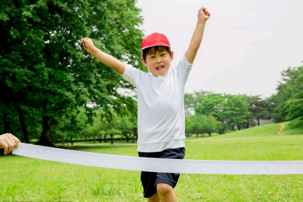 Chân của đứa trẻ có hai đặc điểm, tương lai chúng không chỉ cao mà còn có tỷ lệ cơ thể đẹp hơn-5