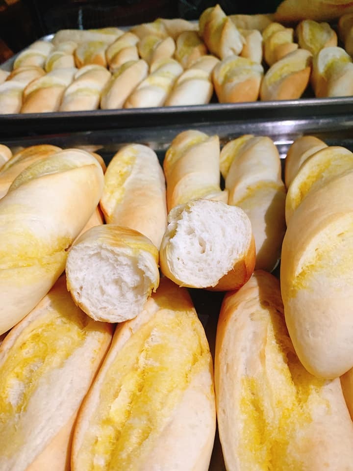 Ở nhà rỗi quá, chị em Hà thành mở lò bánh mỳ tại gia-3