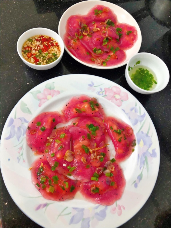 Thanh long đỏ ngon ngọt ai cũng thích, học mẹ đảm Sài Gòn bỏ ra 20 phút&nbsp;làm đủ món thanh mát, giải nhiệt-13