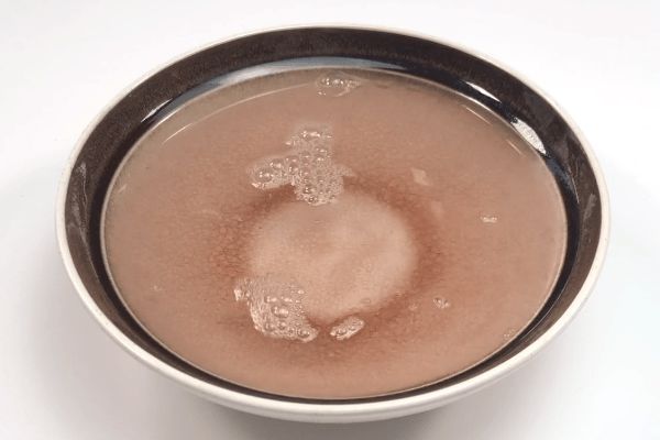 Phương pháp giặt cửa sổ lưới rất đơn giản, không cần tháo dỡ mà vết bẩn cứ thế rơi xuống-3