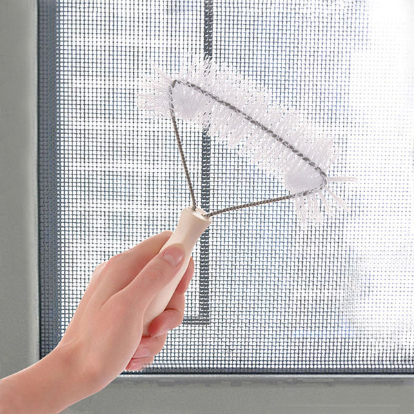Phương pháp giặt cửa sổ lưới rất đơn giản, không cần tháo dỡ mà vết bẩn cứ thế rơi xuống-7