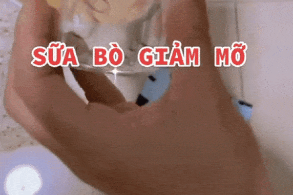 Xôn xao quảng cáo sữa bò giảm mỡ 1kg/3 ngày: Chuyên gia giật mình cảnh tỉnh