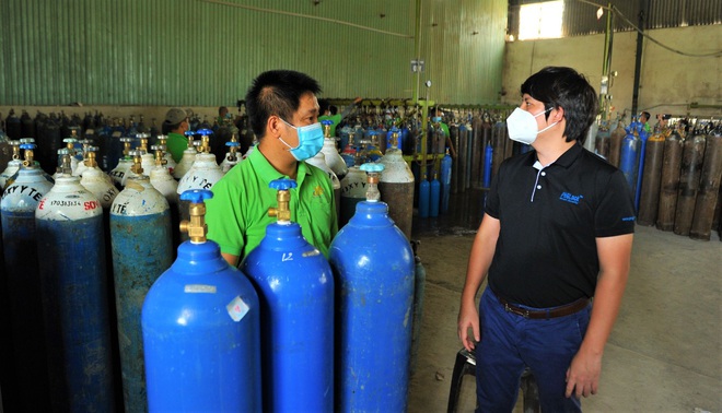 Cha đẻ ATM oxy: Nếu không trả lại bình, có bao nhiêu cũng không đủ-2