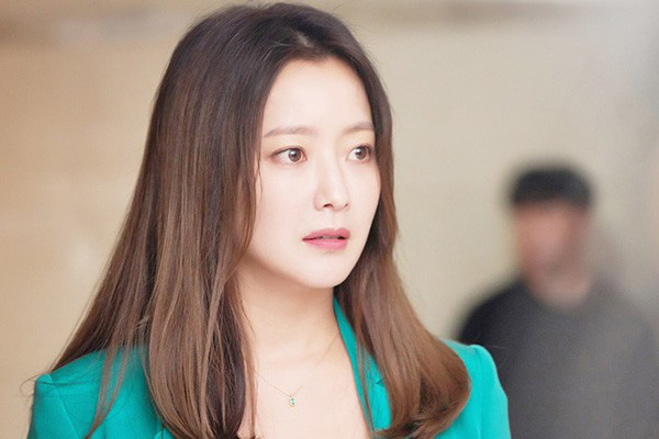 Vừa nghe tin cha vợ tương lai phá sản, con rể lập tức hủy hôn...-2