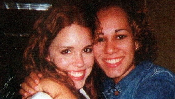 Giúp bạn thân kém sắc lột xác hóa thiên nga, hai cô gái trẻ chẳng ngờ gieo nên mầm họa, nhận tấn bi kịch đẫm máu-2