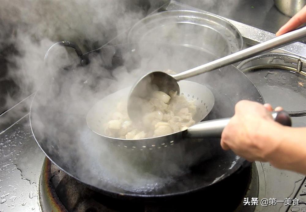 Vịt luộc đã quá nhàm chán, thêm lon bia thành món ngon đỉnh của chóp-5