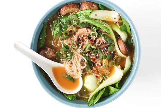 Dùng nước nóng hay nước lạnh để nấu mì gạo? Bật mí ngay một cách mà không ai nghĩ tới