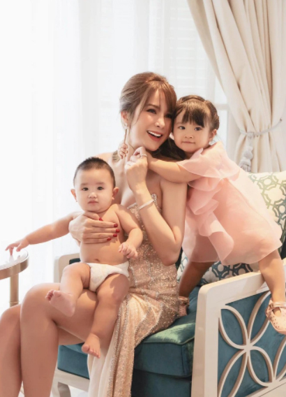 Quá khứ khổ cực của Diệp Lâm Anh: Ăn mì gói qua ngày, không có tiền về quê đón Tết-3