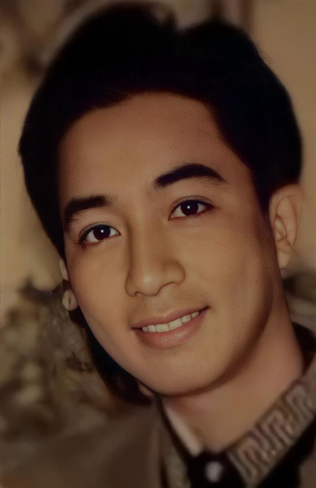 Bất ngờ khi lộ diện bố của sao Việt: Gil Lê thừa hưởng nhan sắc cực phẩm, nhà Sơn Tùng cũng hot chẳng kém-1