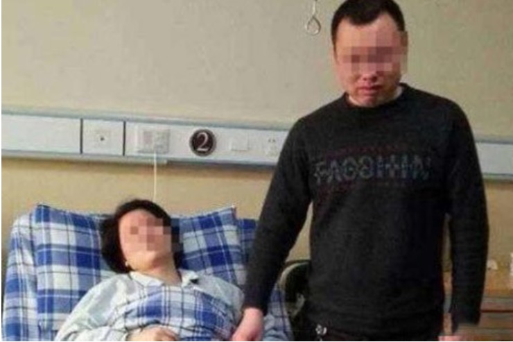 Vợ mang thai hơn 3 tháng, nửa đêm thấy khăn trải giường ướt đẫm, chồng bật đèn lên thì choáng váng khi thấy điều này-2