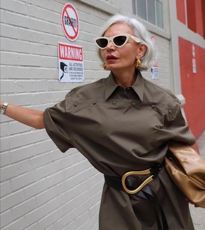 Quý bà 56 tuổi ăn vận sành điệu khiến giới trẻ phải chạy theo ầm ầm-5