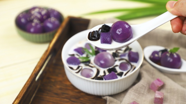 Nấu chè thế này vừa ngon vừa đẹp mắt: Cúng Facebook đảm bảo ngàn like-1