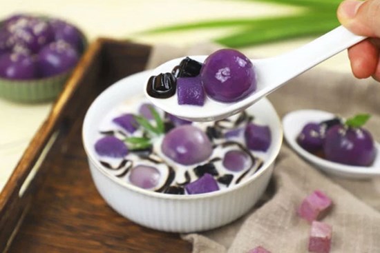 Nấu chè thế này vừa ngon vừa đẹp mắt: 