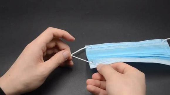 Dây đeo khẩu trang đột ngột bị đứt, tôi phải làm sao? 3 cách sửa dây khẩu trang nhanh chóng-1