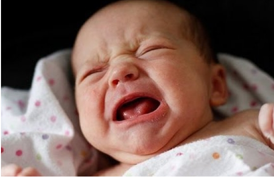 Dù khó khăn đến đâu vẫn nên để con ngủ với cha mẹ”: Kết quả thực sự khác biệt khi trẻ nhỏ ngủ với bố mẹ và ngủ với ông bà-1