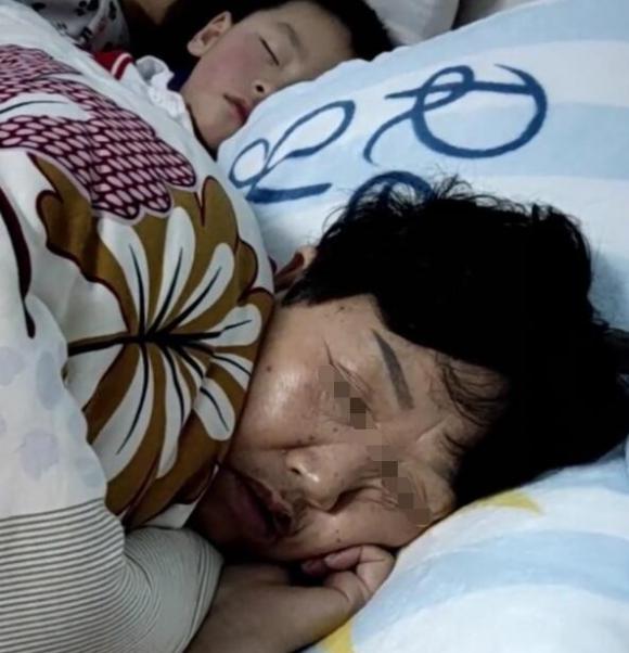 Dù khó khăn đến đâu vẫn nên để con ngủ với cha mẹ”: Kết quả thực sự khác biệt khi trẻ nhỏ ngủ với bố mẹ và ngủ với ông bà-2
