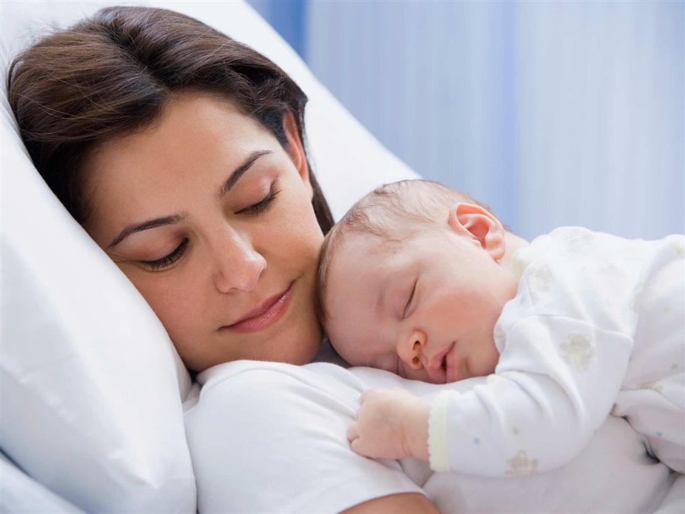 Dù khó khăn đến đâu vẫn nên để con ngủ với cha mẹ”: Kết quả thực sự khác biệt khi trẻ nhỏ ngủ với bố mẹ và ngủ với ông bà-4