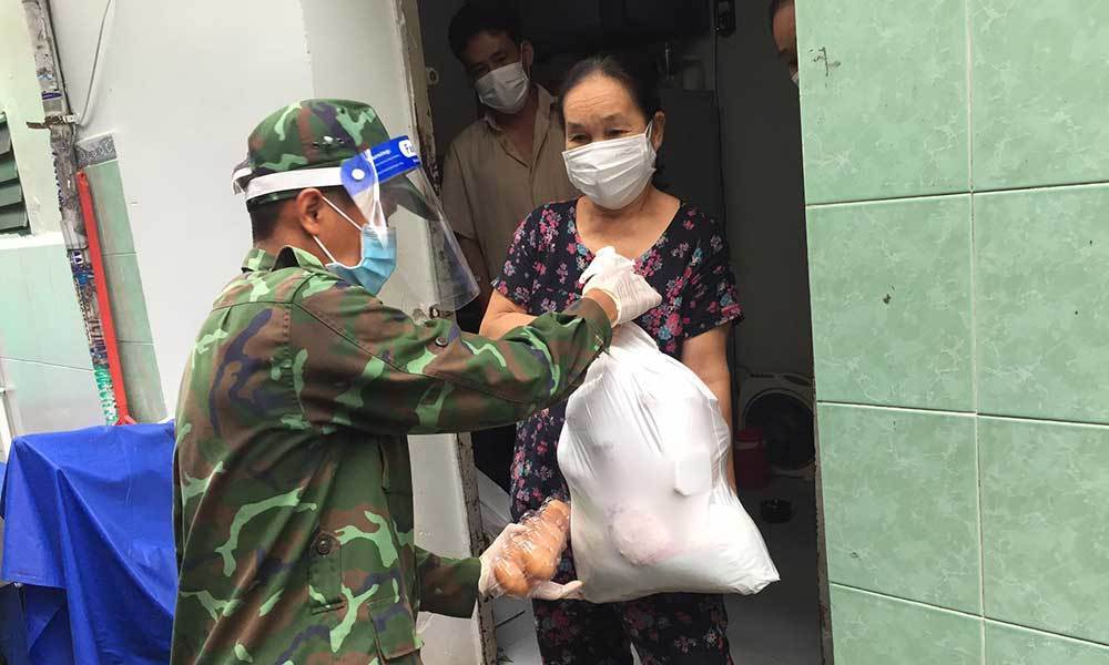 TP.HCM: Thông tin lan truyền bộ đội đi chợ nói ngọng là giả-2