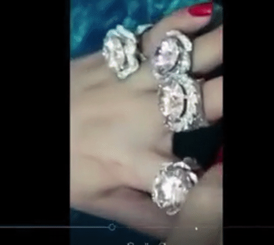 Cận cảnh viên kim cương to nhất mà ca sĩ vùng đất cấm muốn có trong BST của nữ đại gia Bình Dương: Tận 45 carat hiếm nhất thế giới, giá hơn 1.000 tỷ đồng-5