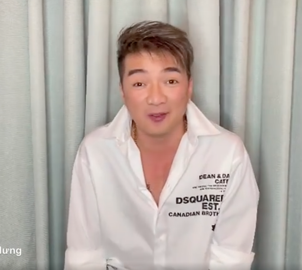 Hình như anh Đàm Vĩnh Hưng dùng son tím chung tình trong màn tuyên chiến với nữ streamer-1