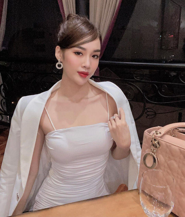 Gái đẹp bỏ ngân hàng làm tiếp viên hàng không: Từng bị gạ đi tour giá 10.000 đô, làm sugar baby 50 triệu/ tháng-9