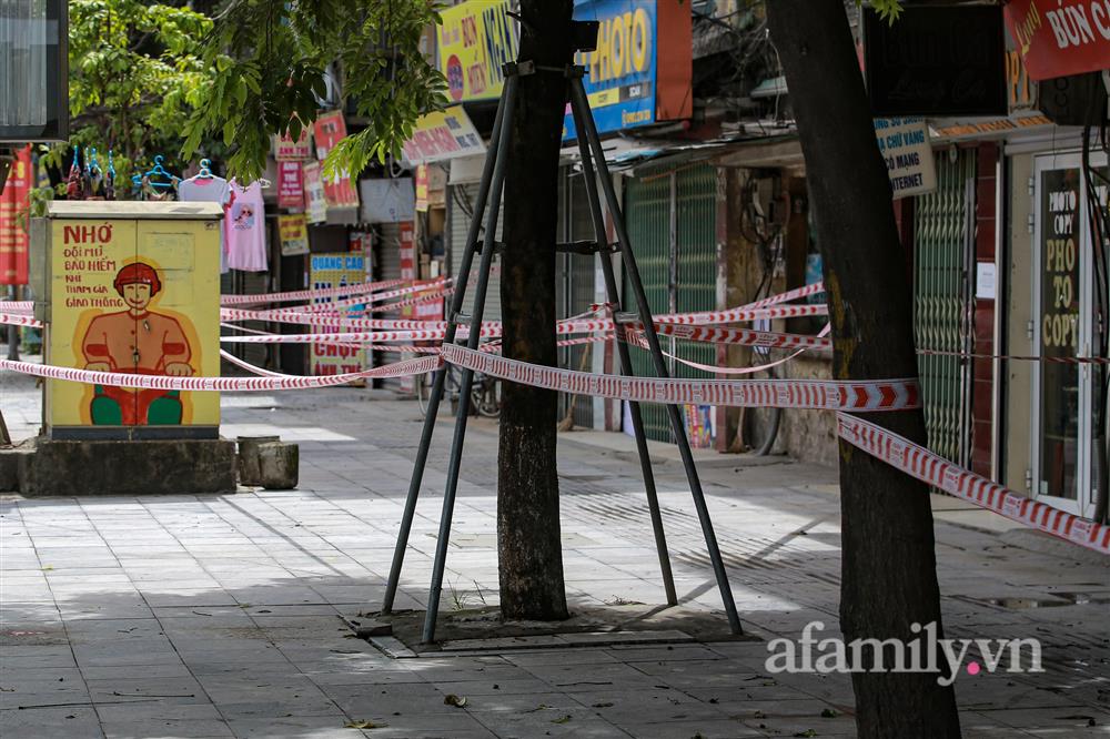 Hà Nội: Phong tỏa, tạm dừng hoạt động chợ Nhân Chính vì ca dương tính SARS-CoV-2 ở ổ dịch phường Thanh Xuân Trung từng đến chợ-8