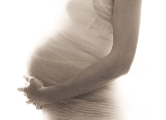 Người phụ nữ đến bệnh viện cắt bỏ tử cung nhưng nửa năm sau lại có thai, sau khi nghe bác sĩ nói một câu cô quyết định ly hôn-2