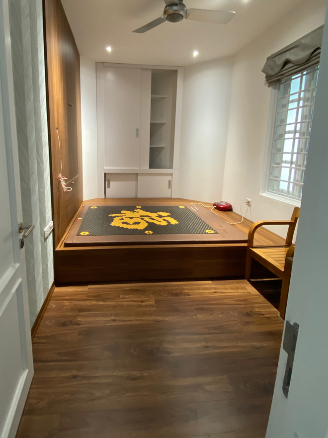 Con gái đầu tư 1 tỷ cải tạo chung cư cũ cho bố mẹ dưỡng già, ai vào cũng mê bởi thừa độ chill lẫn sáng thoáng-16