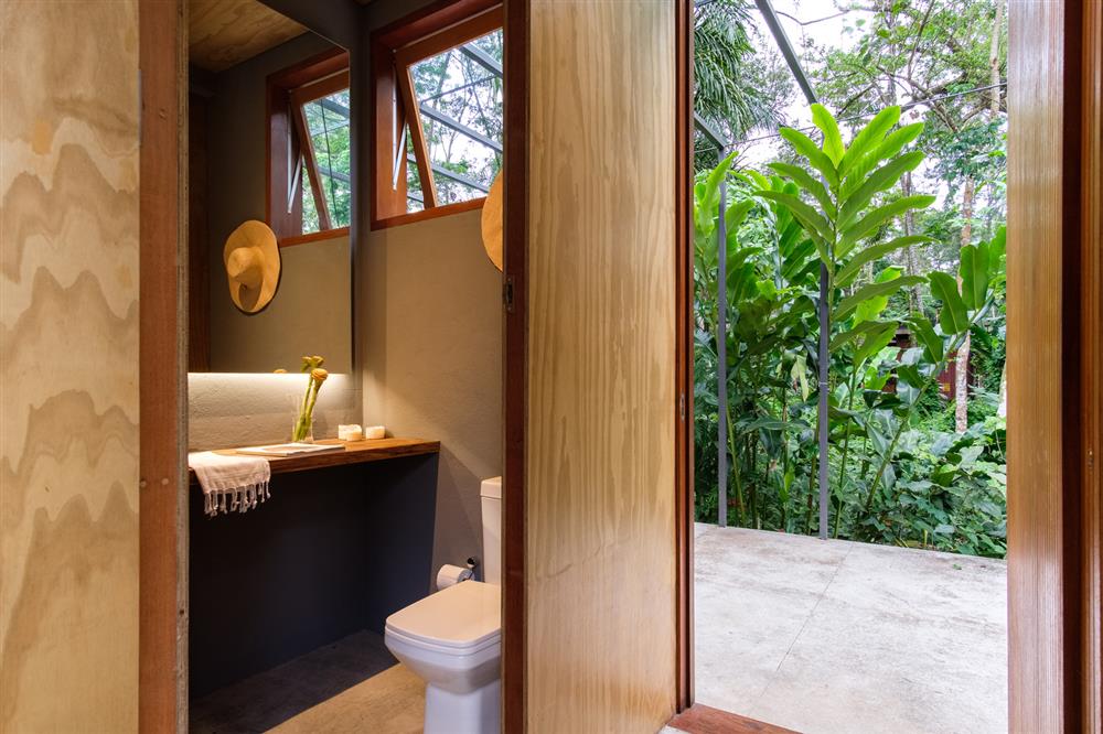 Ngẩn ngơ trước ngôi nhà gỗ hòa mình cùng thiên nhiên, niềm ao ước của biết bao gia đình-12