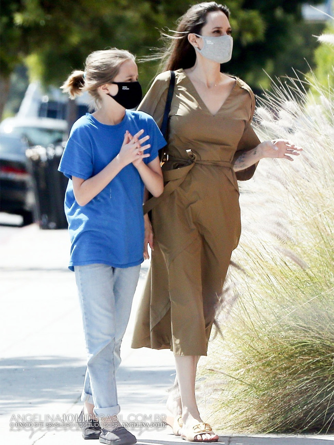 Street style của Angelina Jolie hóa ra đậm chất công sở, toàn những items tối giản nhưng đẳng cấp ngút ngàn-7