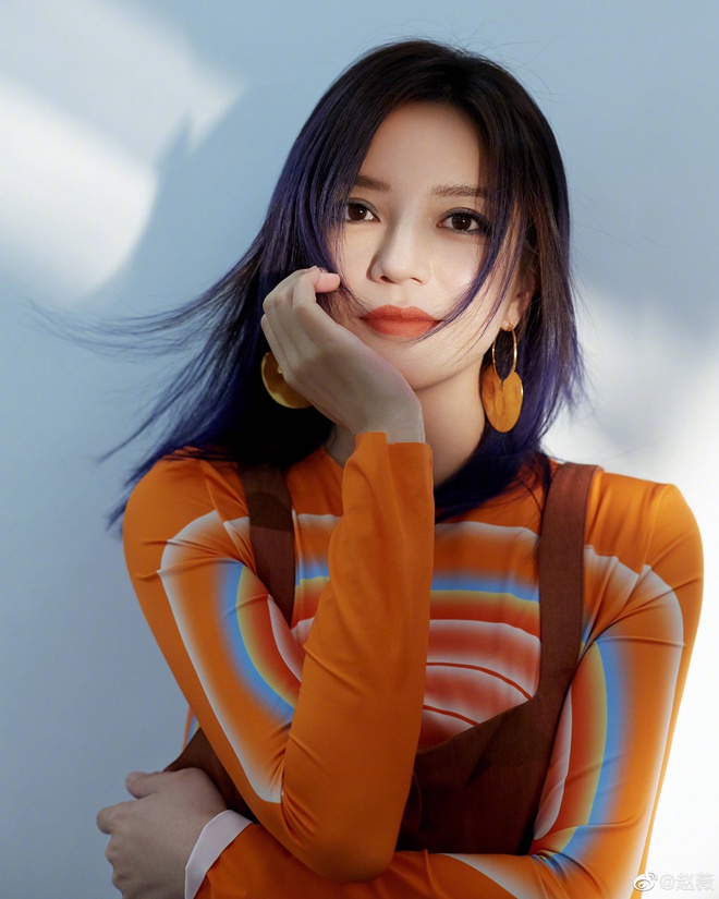 Triệu Vy và hàng chục nghệ sĩ có nguy cơ bị đuổi khỏi showbiz-1