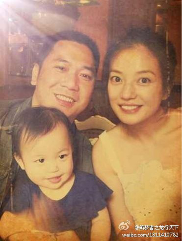 Đời tư bí ẩn của Én nhỏ Triệu Vy: Chồng không rõ lai lịch, sự giàu có không biết do đâu mà có-4