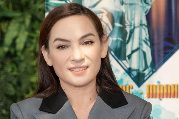 Nam diễn viên Quốc Thuận bác bỏ tin đồn nữ ca sĩ Phi Nhung qua đời vì Covid 19-3