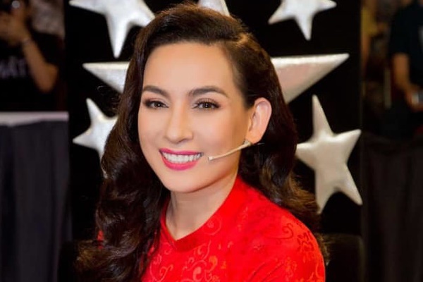 Con gái tại Mỹ có động thái giữa tin đồn Phi Nhung qua đời, tiết lộ mẹ phải thở máy và lọc máu-5