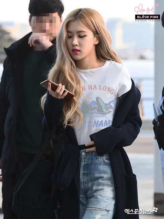 Rosé đúng là giỏi sang chảnh hóa đồ bình dân, diện áo giá rẻ mà sang như tiểu thư tài phiệt-7