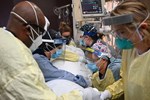 Mỹ sắp đi vào vết xe đổ của địa ngục Covid Ấn Độ: Bệnh viện quá tải, oxy cạn kiệt, thảm họa kép xuất hiện-6