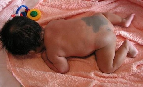 Khi mang thai mà mẹ bầu làm 3 việc này, con sinh ra rất dễ bị thua thiệt về nhan sắc-3