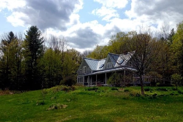 Cặp vợ chồng bỏ phố về quê, nghỉ hưu ở tuổi 32 chỉ bằng cách tiết kiệm chi phí sinh hoạt nhưng vẫn thỏa mãn và ngày càng hạnh phúc-2