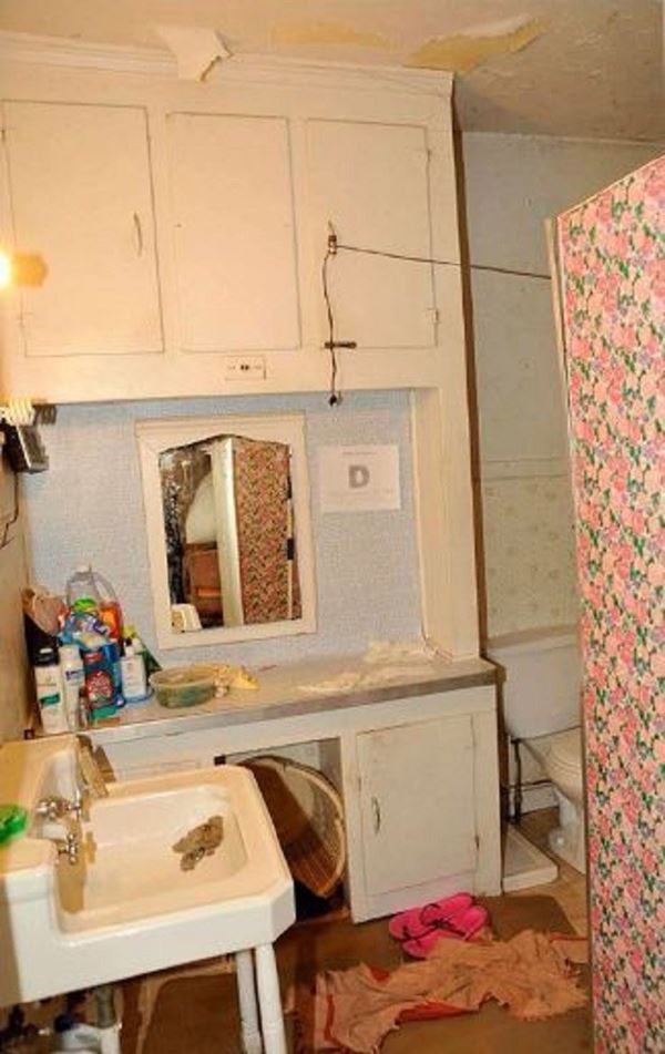 Bí ẩn về ngôi nhà ác quỷ” không được hiển thị trên Google Maps - nơi chôn giấu vụ bắt cóc thương tâm từng ám ảnh nước Mỹ một thời-5