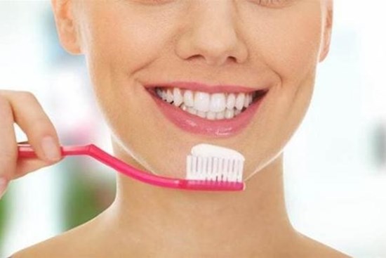 Khi mua kem đánh răng, tốt nhất bạn không nên mua 3 loại kem đánh răng này, nhiều gia đình vẫn sử dụng thì nên sớm vứt bỏ