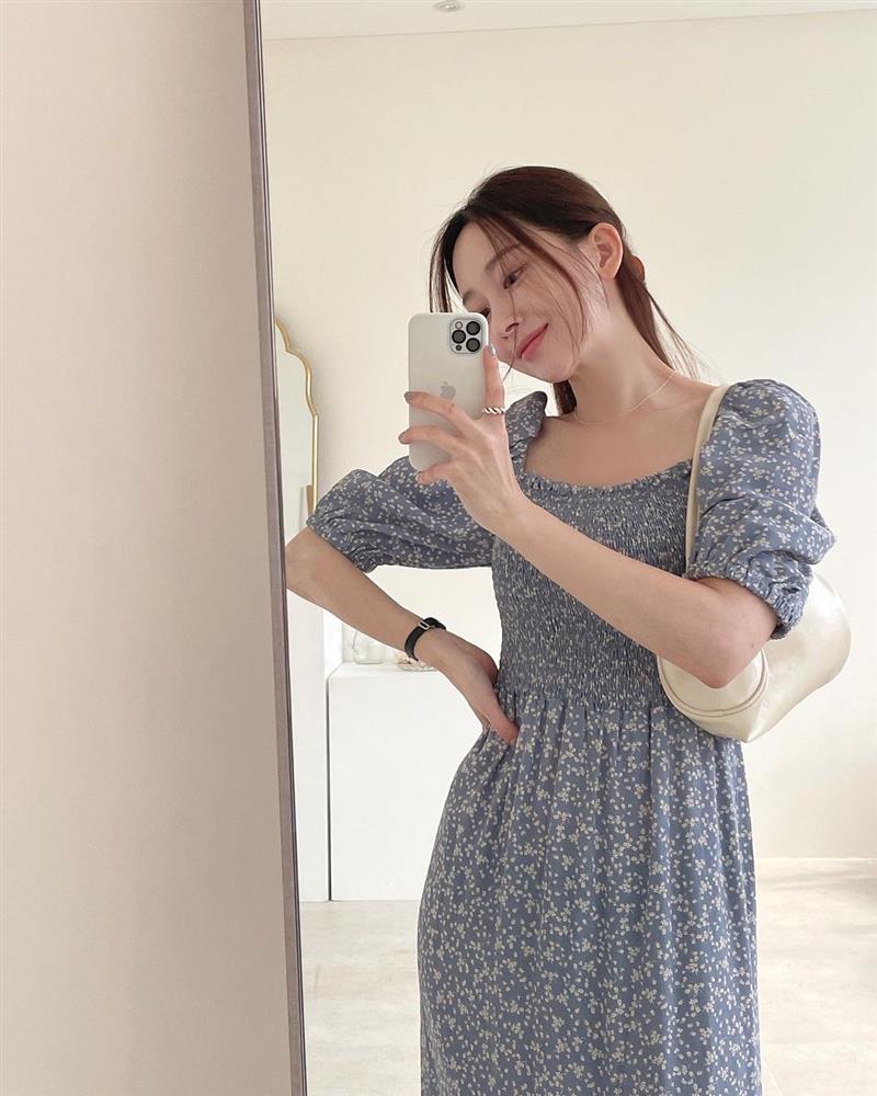 5 xu hướng váy dài mùa thu 2021: Kiểu nào kiểu nấy đều sang, chị em sắm thiếu là thiệt-1