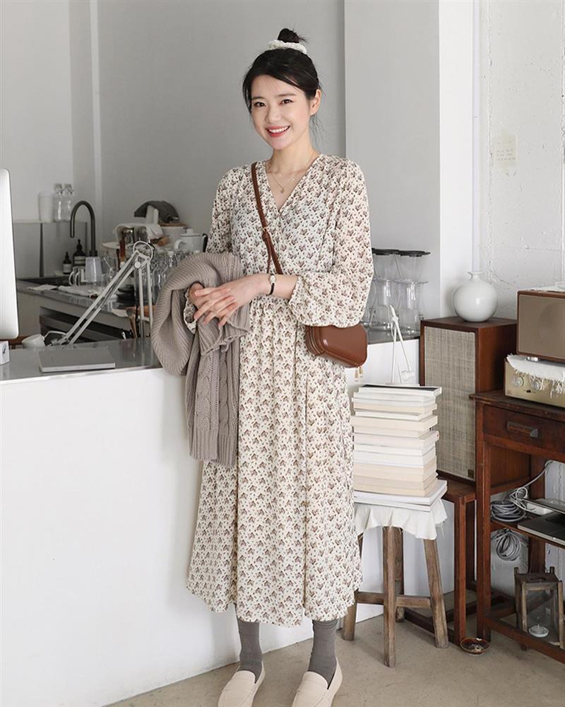 5 xu hướng váy dài mùa thu 2021: Kiểu nào kiểu nấy đều sang, chị em sắm thiếu là thiệt-16