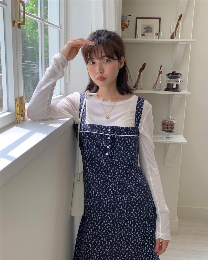 5 xu hướng váy dài mùa thu 2021: Kiểu nào kiểu nấy đều sang, chị em sắm thiếu là thiệt-19