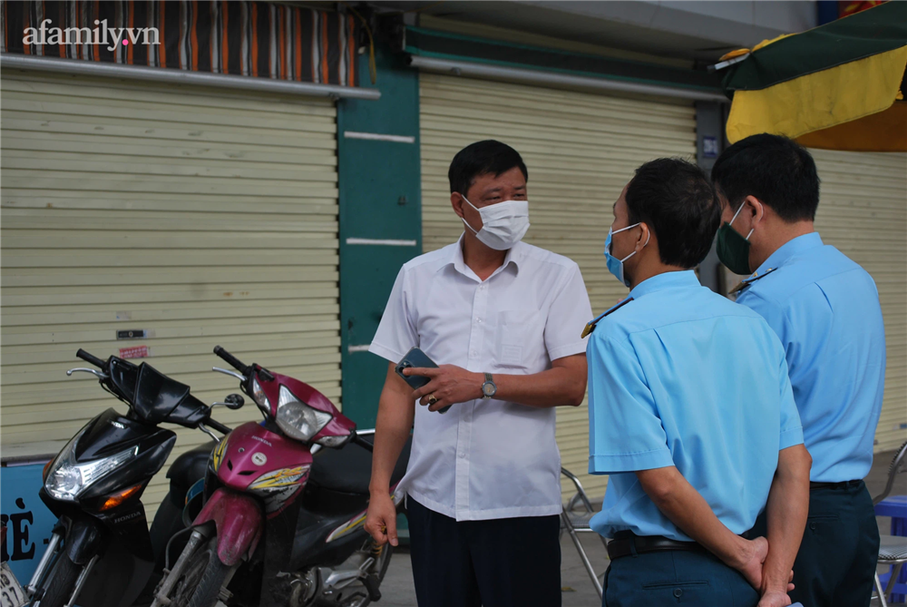 Hà Nội: Phong tỏa tạm thời cửa hàng tiện lợi và chung cư trên phố Lê Trọng Tấn liên quan ca dương tính SARS-CoV-2-6