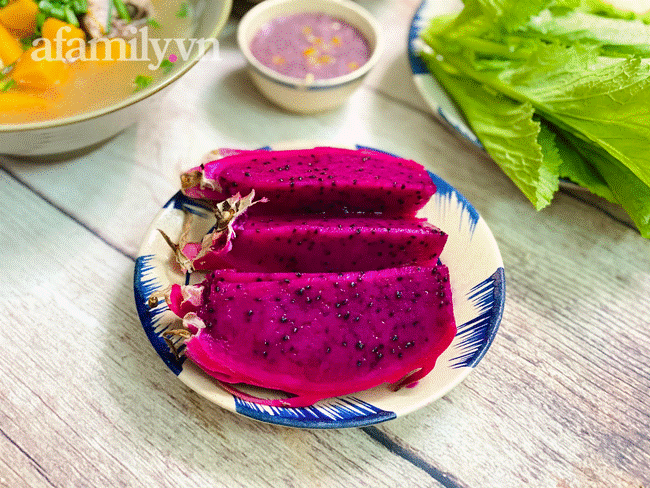 Chỉ dùng nồi cơm điện, mẹ đảm Nha Trang nấu thực đơn cơm tối 5 món cực nhanh mà ngon-7