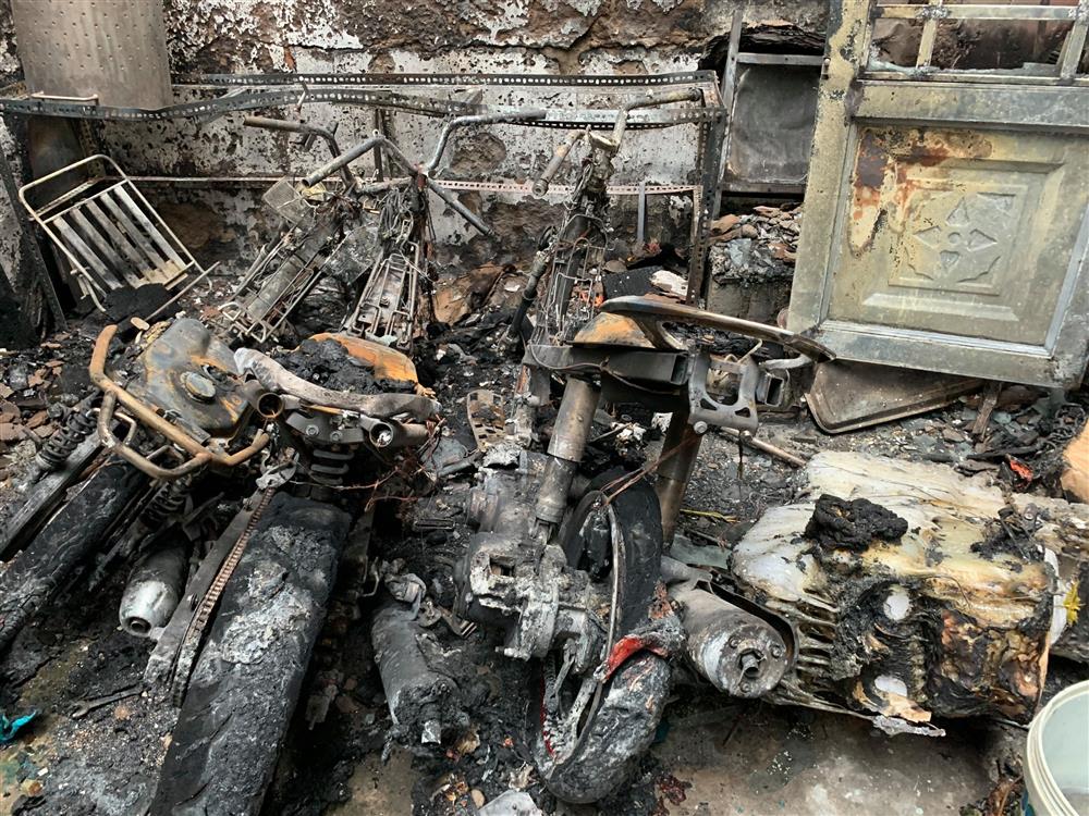 Cháy khu nhà ở trung tâm TP.HCM, một người chết-3