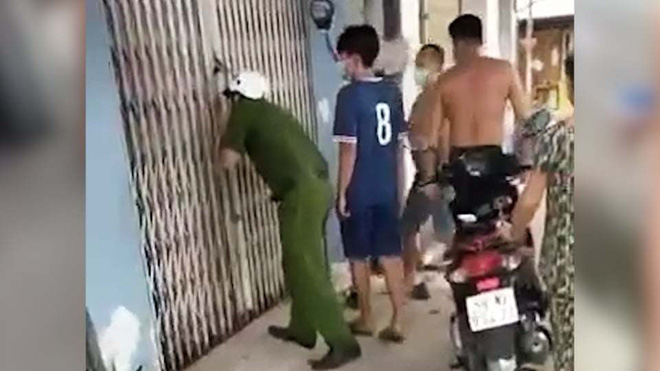 Vụ trưởng ấp chứa hàng chục tấn gạo cứu trợ trong nhà: Chủ tịch xã rất đau lòng khi mạng xã hội nói không đúng-2